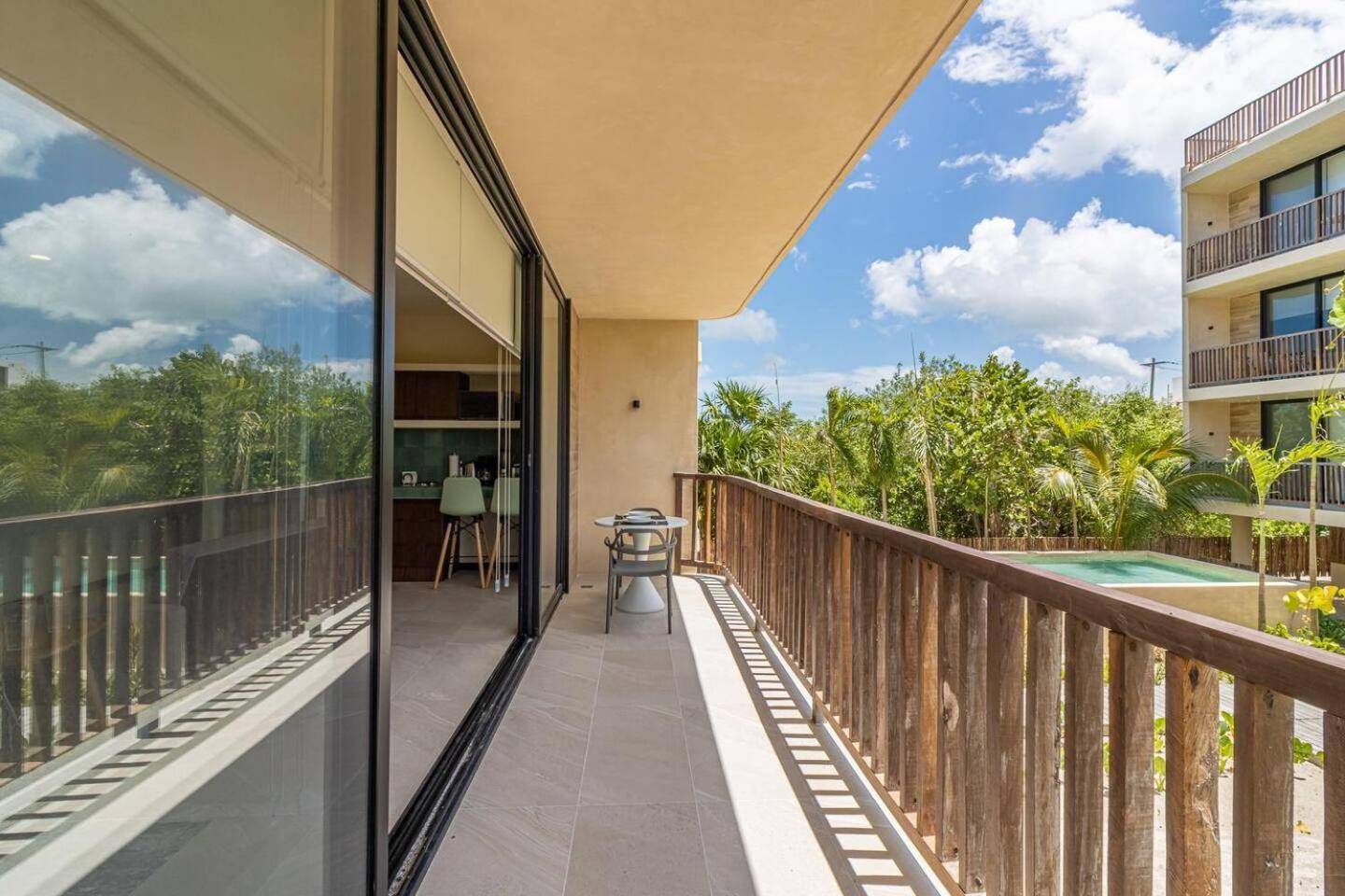 Pool View Loft Steps From The Ocean In Punta Cocos - C101 Hotel Isla Holbox Luaran gambar